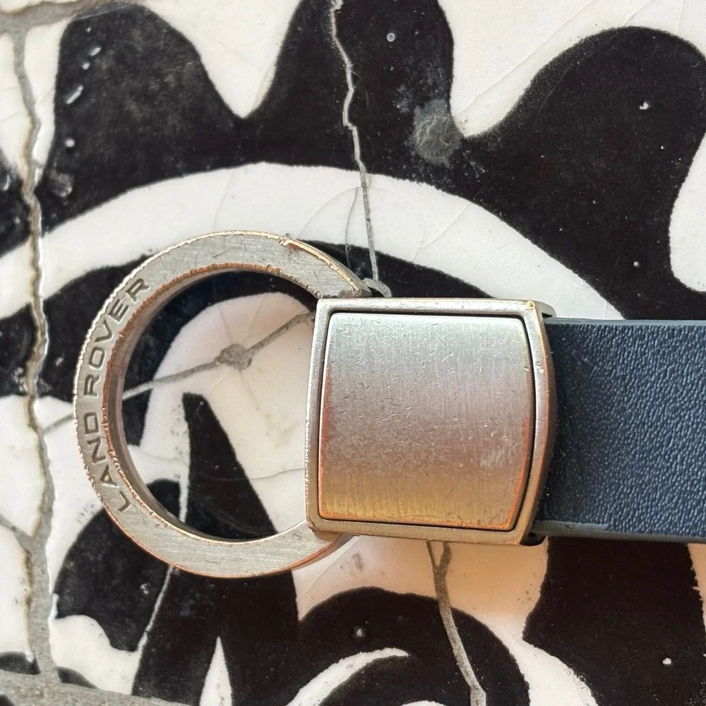 Land Rover Silver Tone Metal and Black Leather Logo Loop Keychain Key Ring